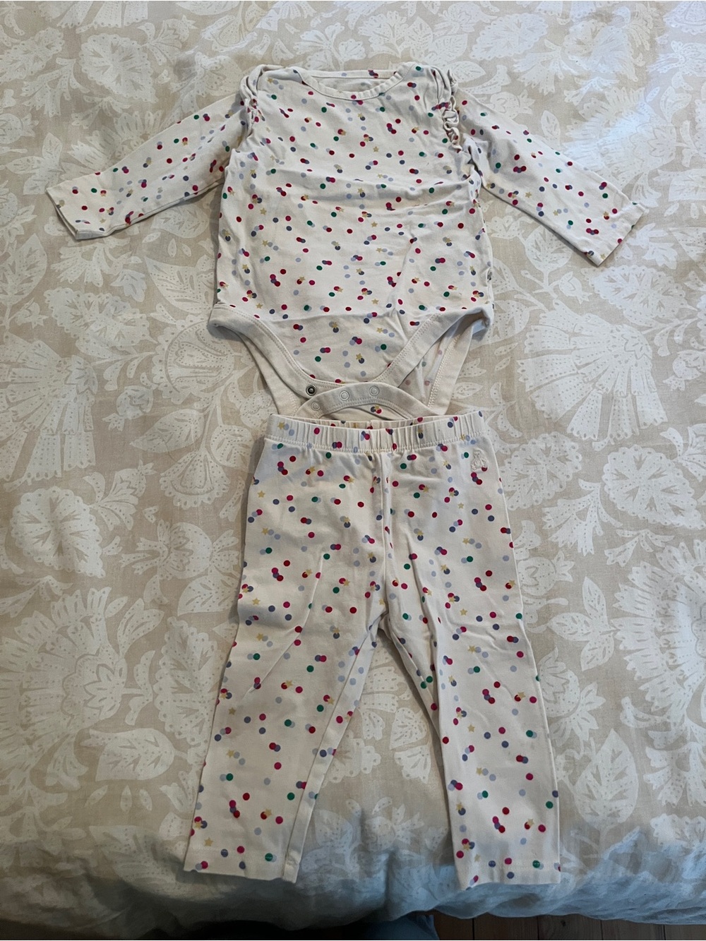 GAP White Baby Matching Set with Multicolor Confetti Print